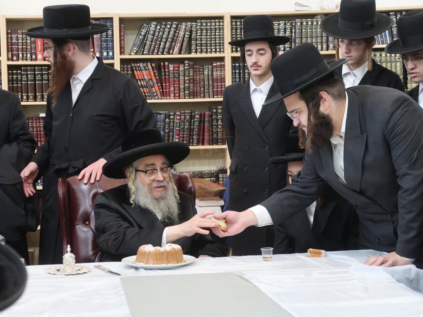 האדמו"ר מסאטמר במנוחה בפאלם ספרינגס 