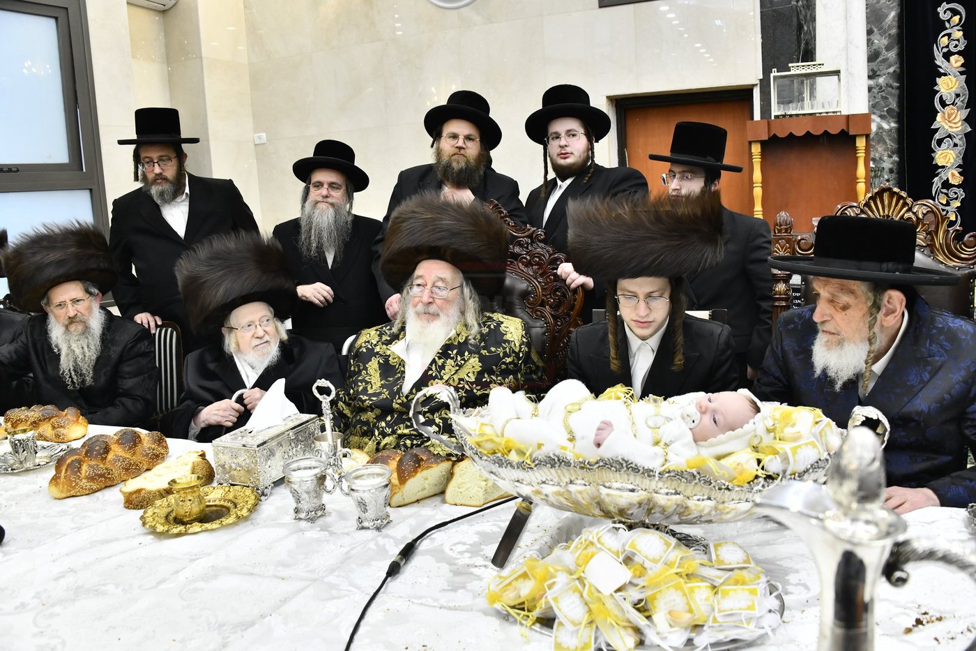 פדיון הבן בחצרות ספינקא - קרעטשניף - פרמישלאן