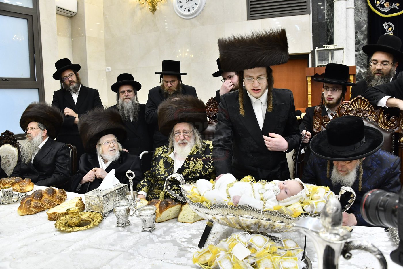 פדיון הבן בחצרות ספינקא - קרעטשניף - פרמישלאן