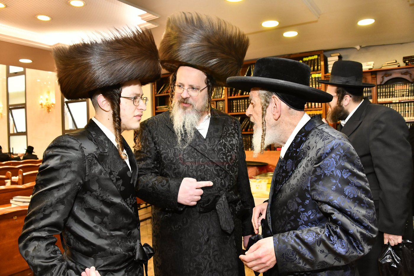 פדיון הבן בחצרות ספינקא - קרעטשניף - פרמישלאן