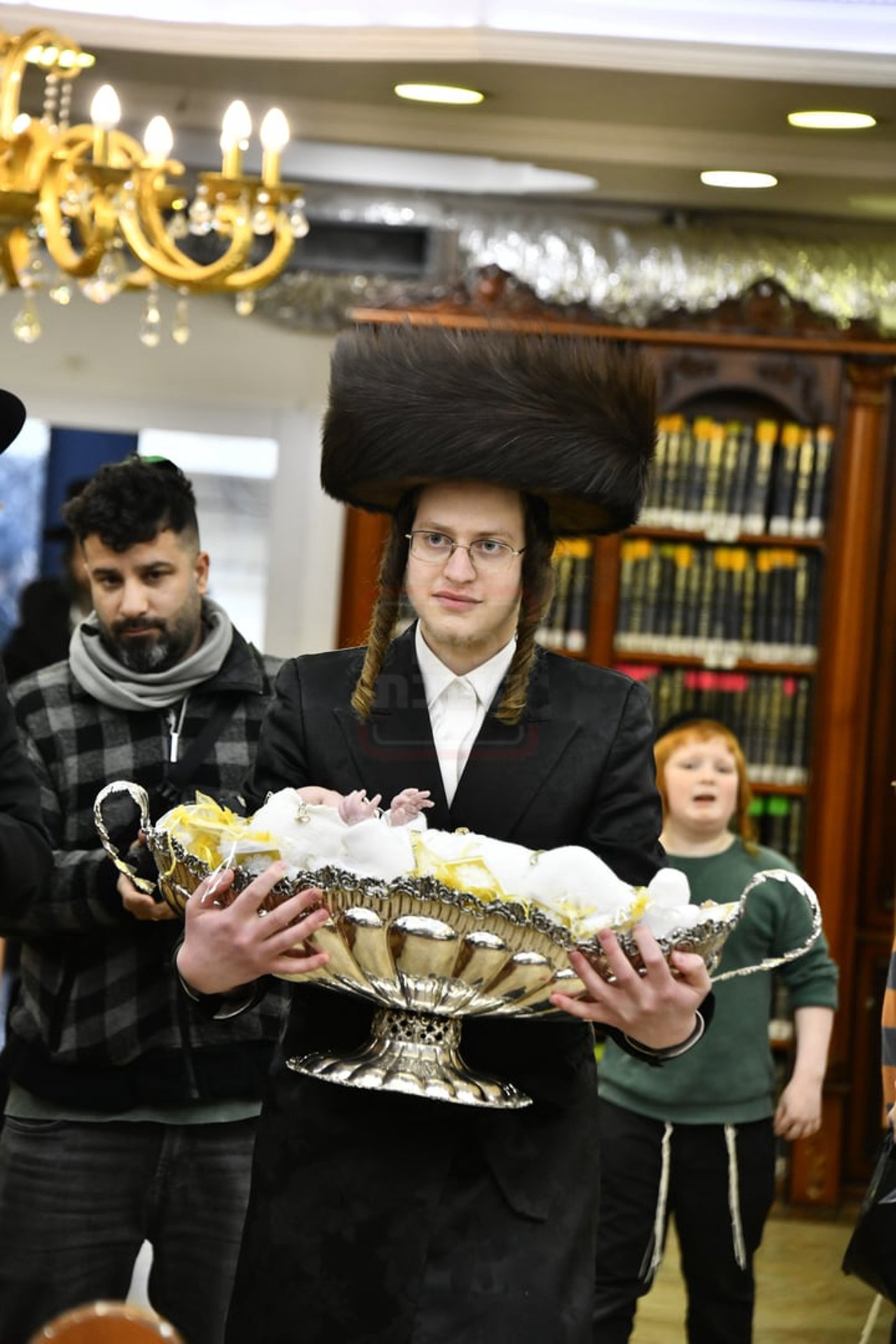 פדיון הבן בחצרות ספינקא - קרעטשניף - פרמישלאן