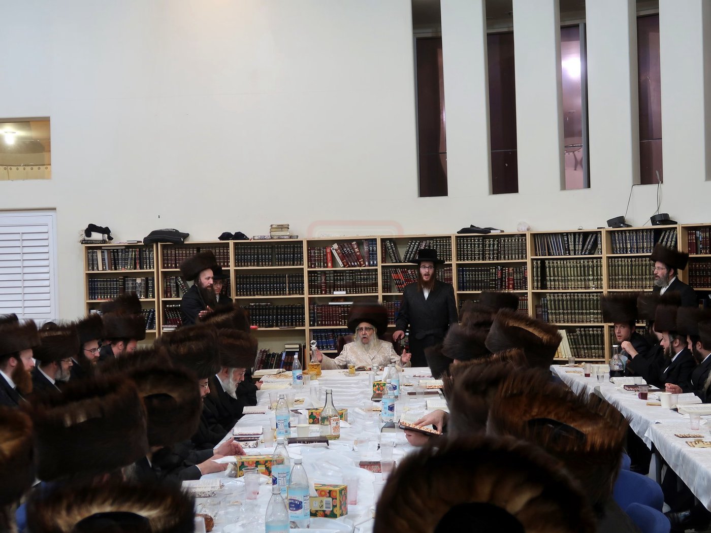 האדמו"ר מסאטמר במנוחה בפאלם ספרינגס 