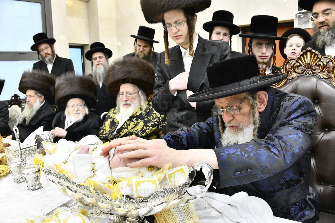 פדיון הבן בחצרות ספינקא - קרעטשניף - פרמישלאן