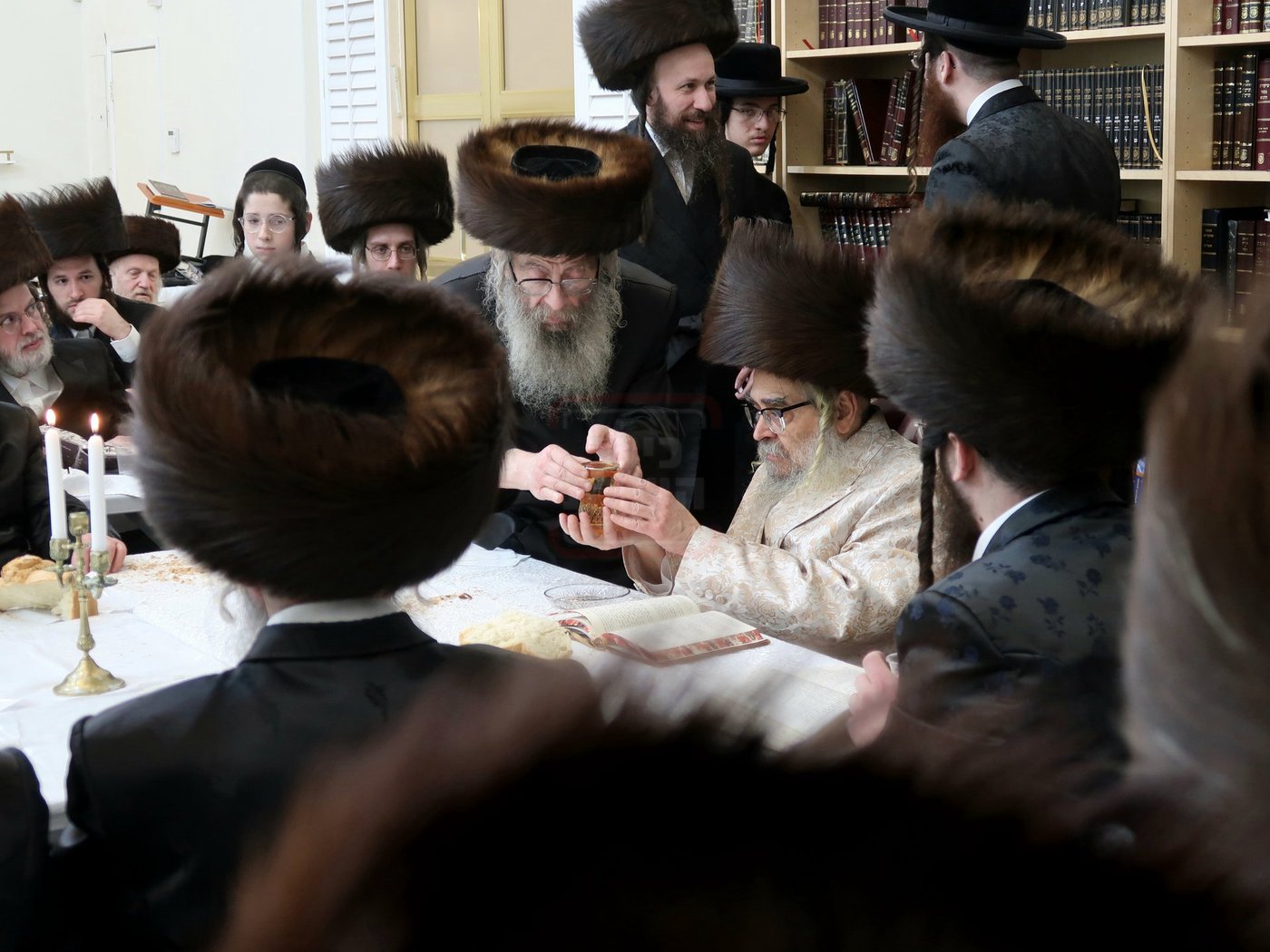 האדמו"ר מסאטמר במנוחה בפאלם ספרינגס 