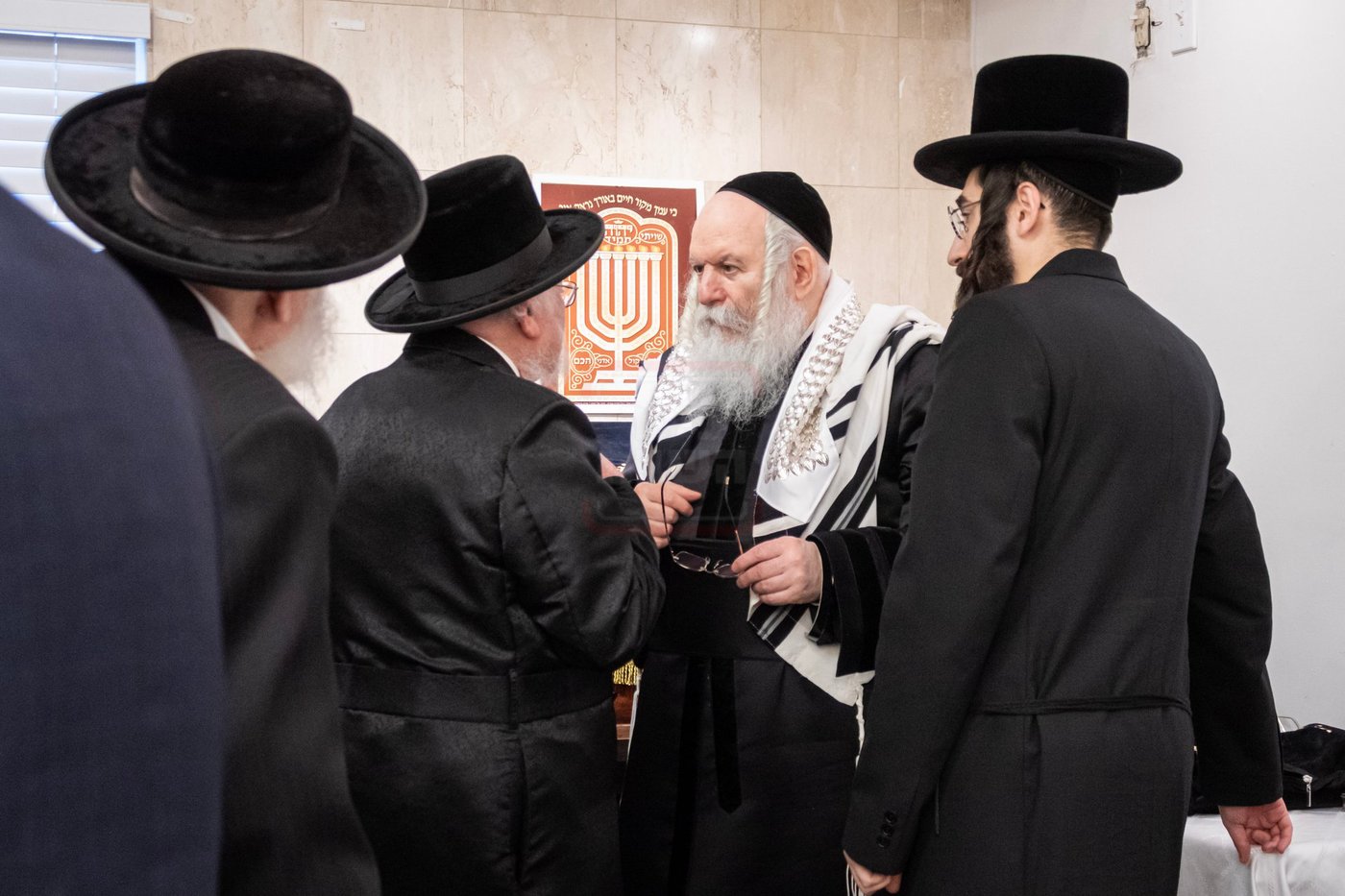 האדמו"ר מבאבוב במנוחה בפלורידה