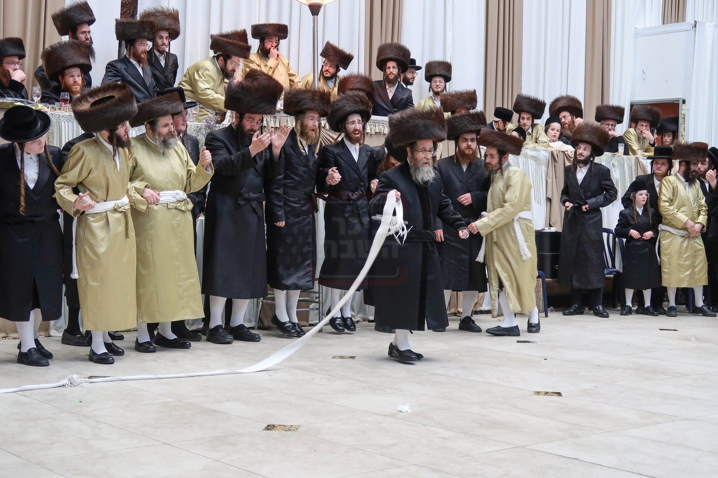 שמחת בית תולדות אברהם יצחק - קרעטשניף סיגעט - הורדנקא