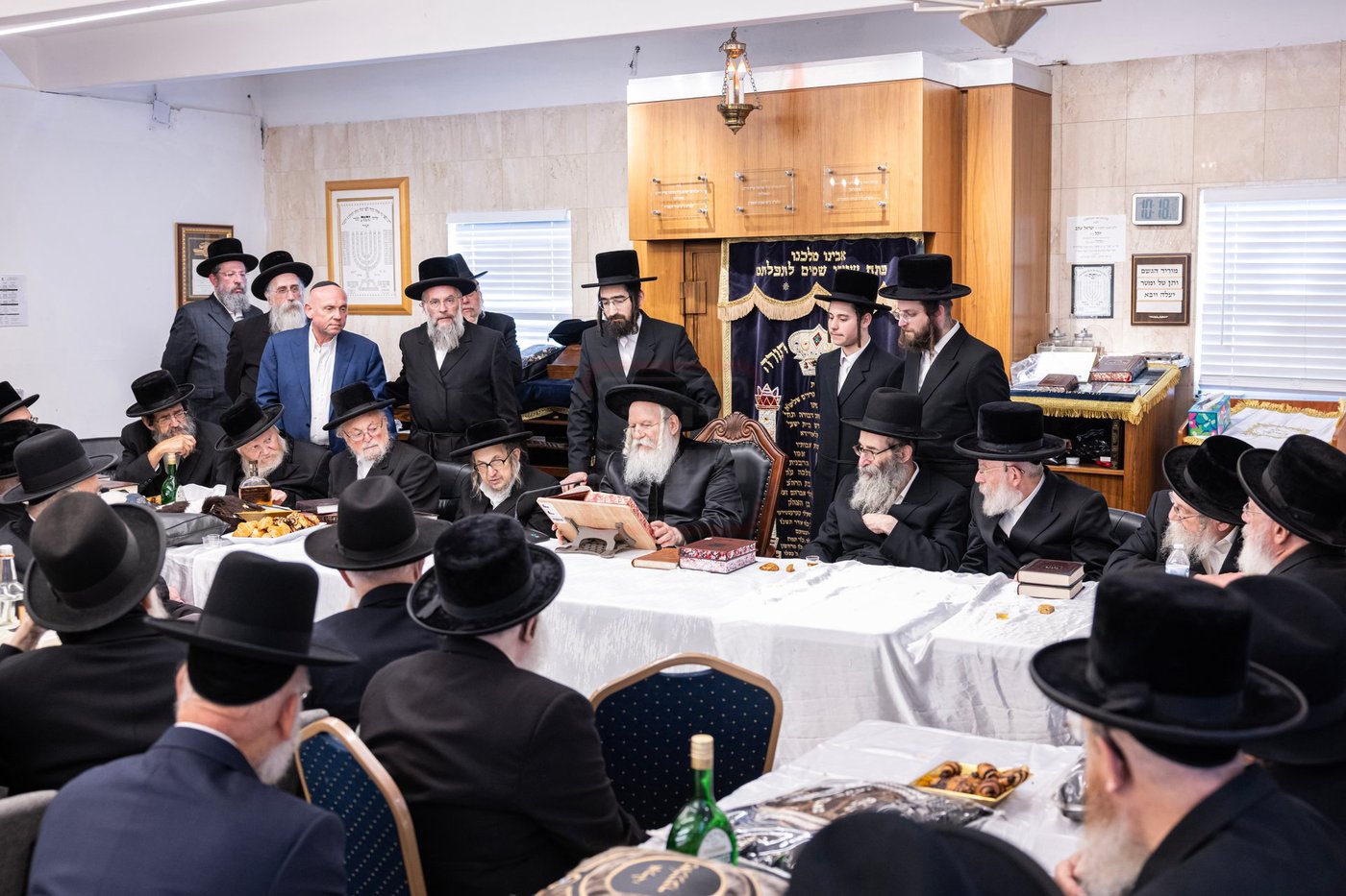 האדמו"ר מבאבוב במנוחה בפלורידה