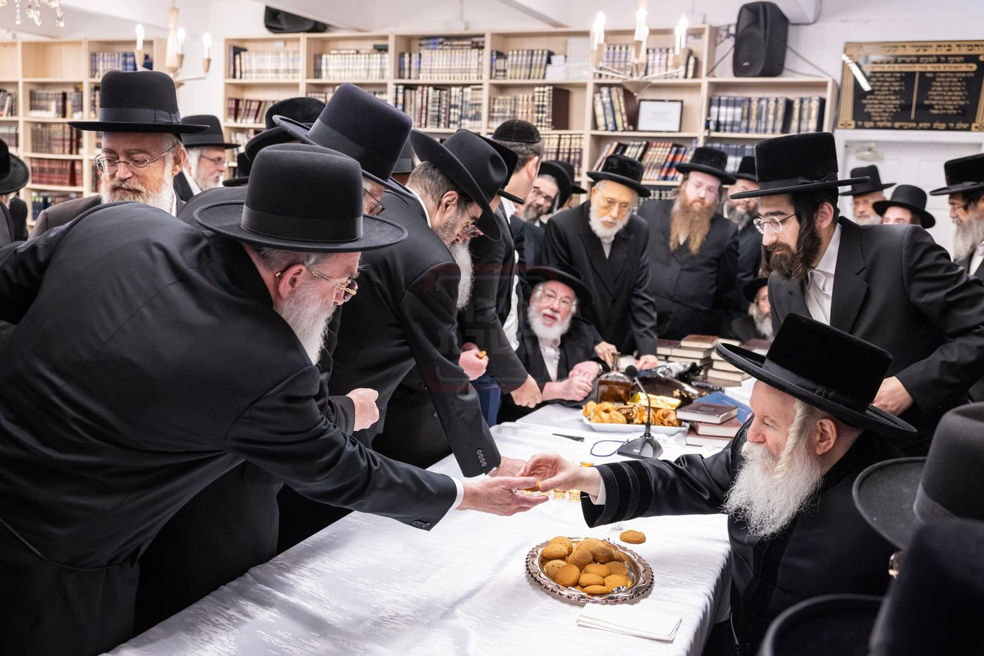 האדמו"ר מבאבוב במנוחה בפלורידה