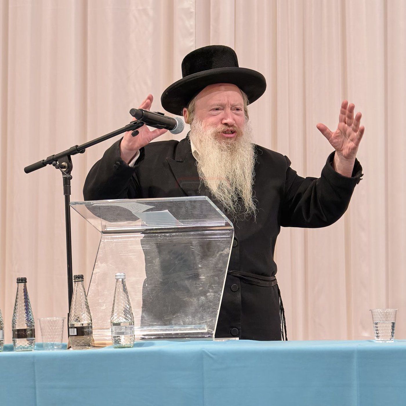 חנוכת המקווה בלונדון