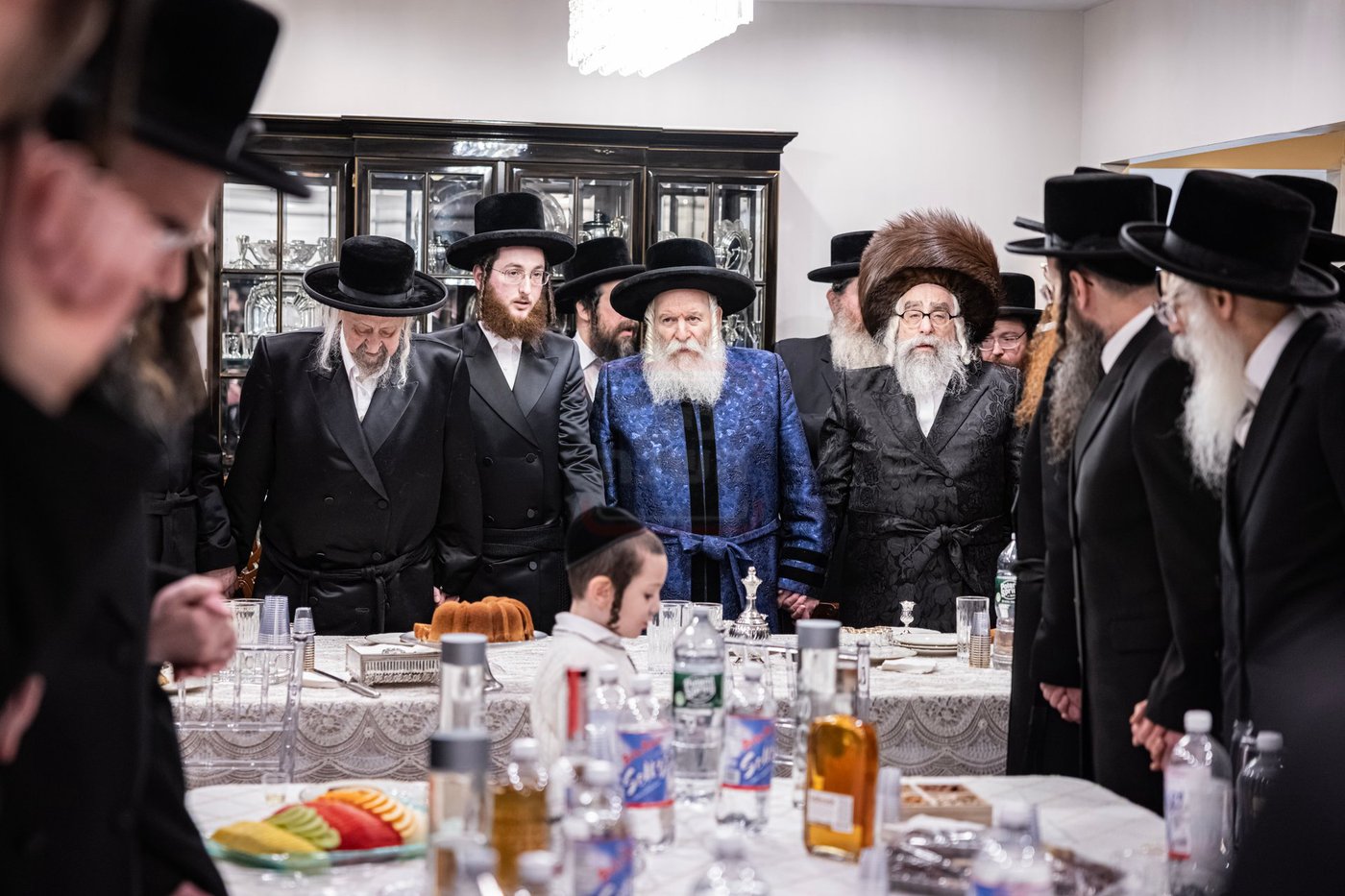 האדמו"ר מויז'ניץ מונסי בשמחה