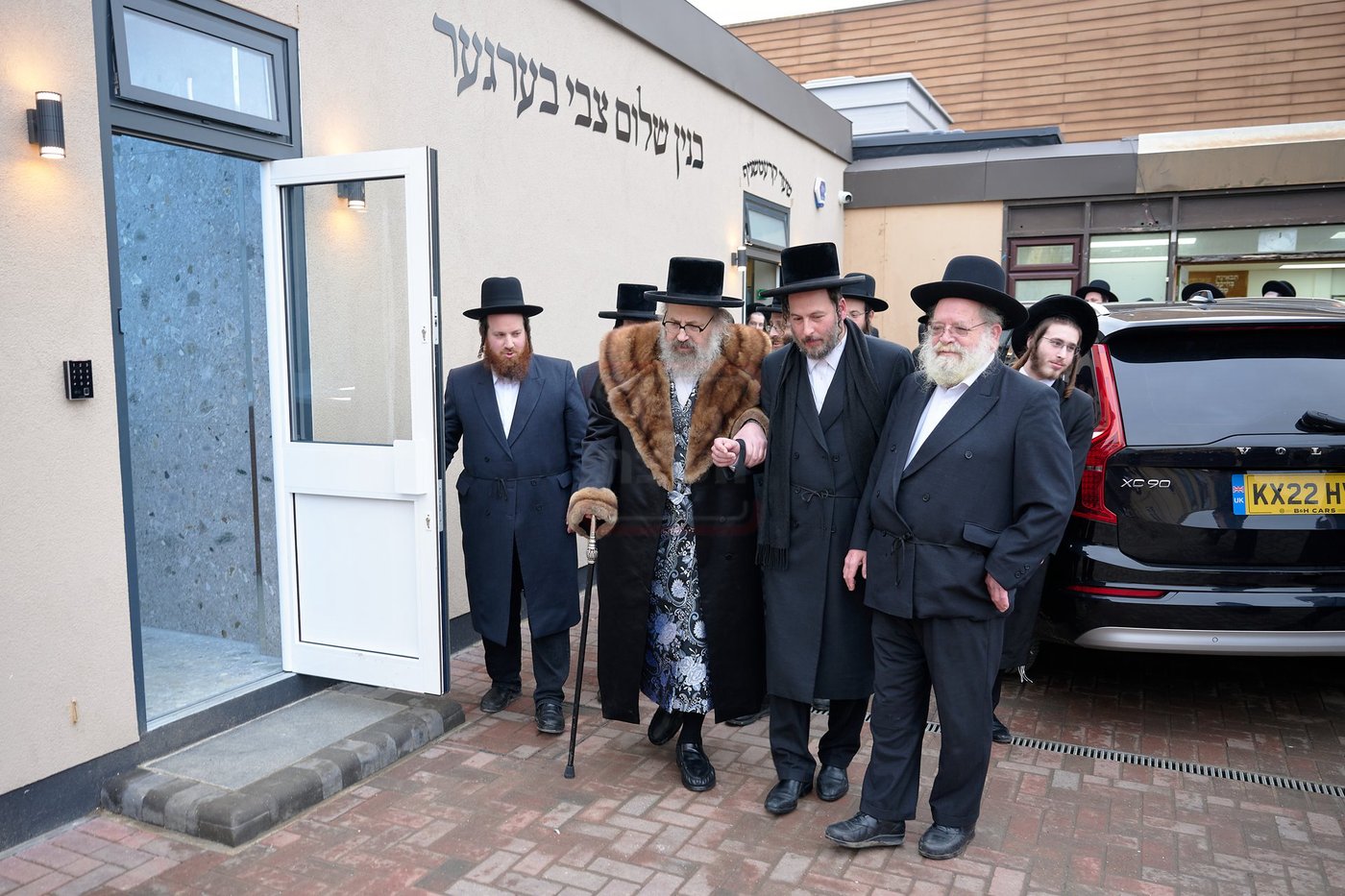 חנוכת המקווה בלונדון