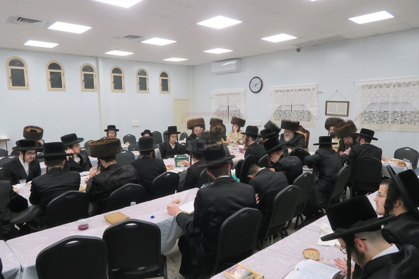 גאב''ד קרלסבורג במירון