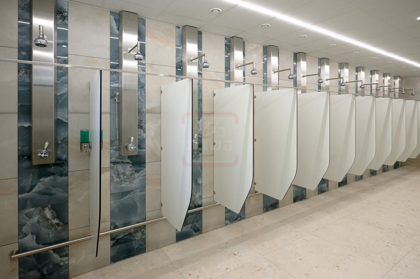 חנוכת המקווה בלונדון