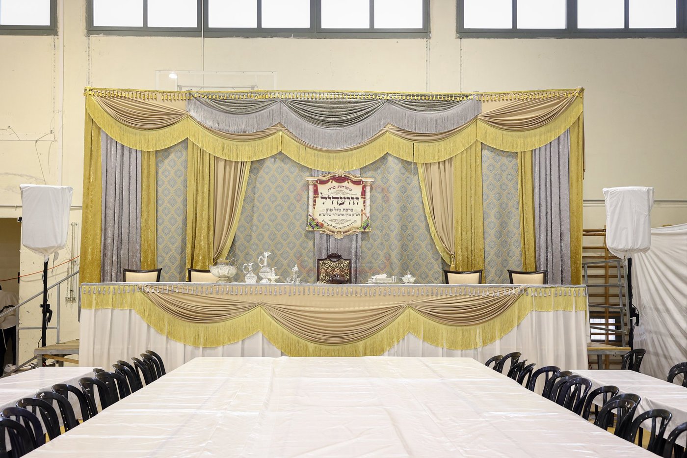 שבת אופריף בחצה"ק זוועהיל