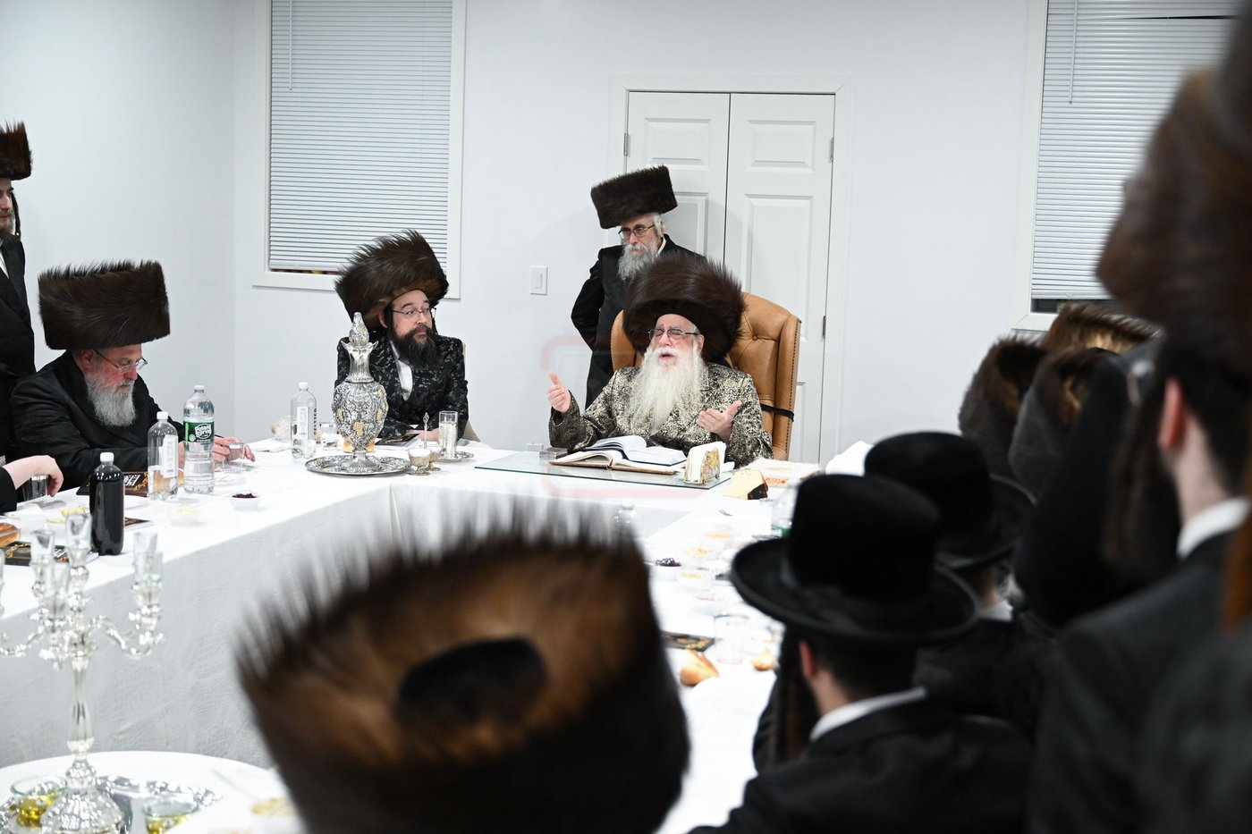 האדמו"ר מצאנז שבת במונסי