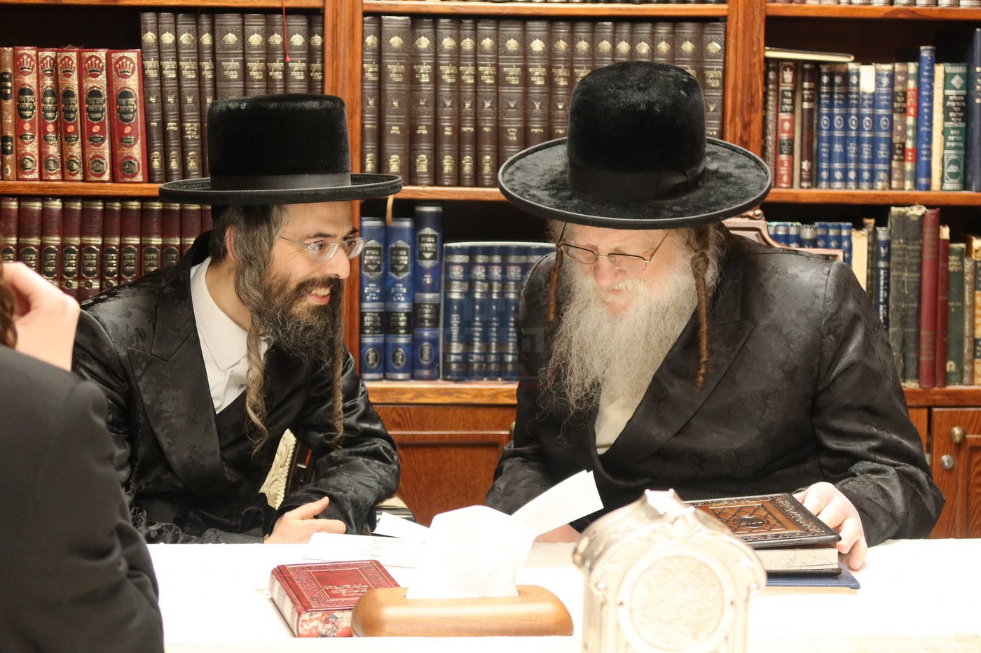 האדמו"ר מזוועהיל אצל האדמו"ר ממודז'יץ