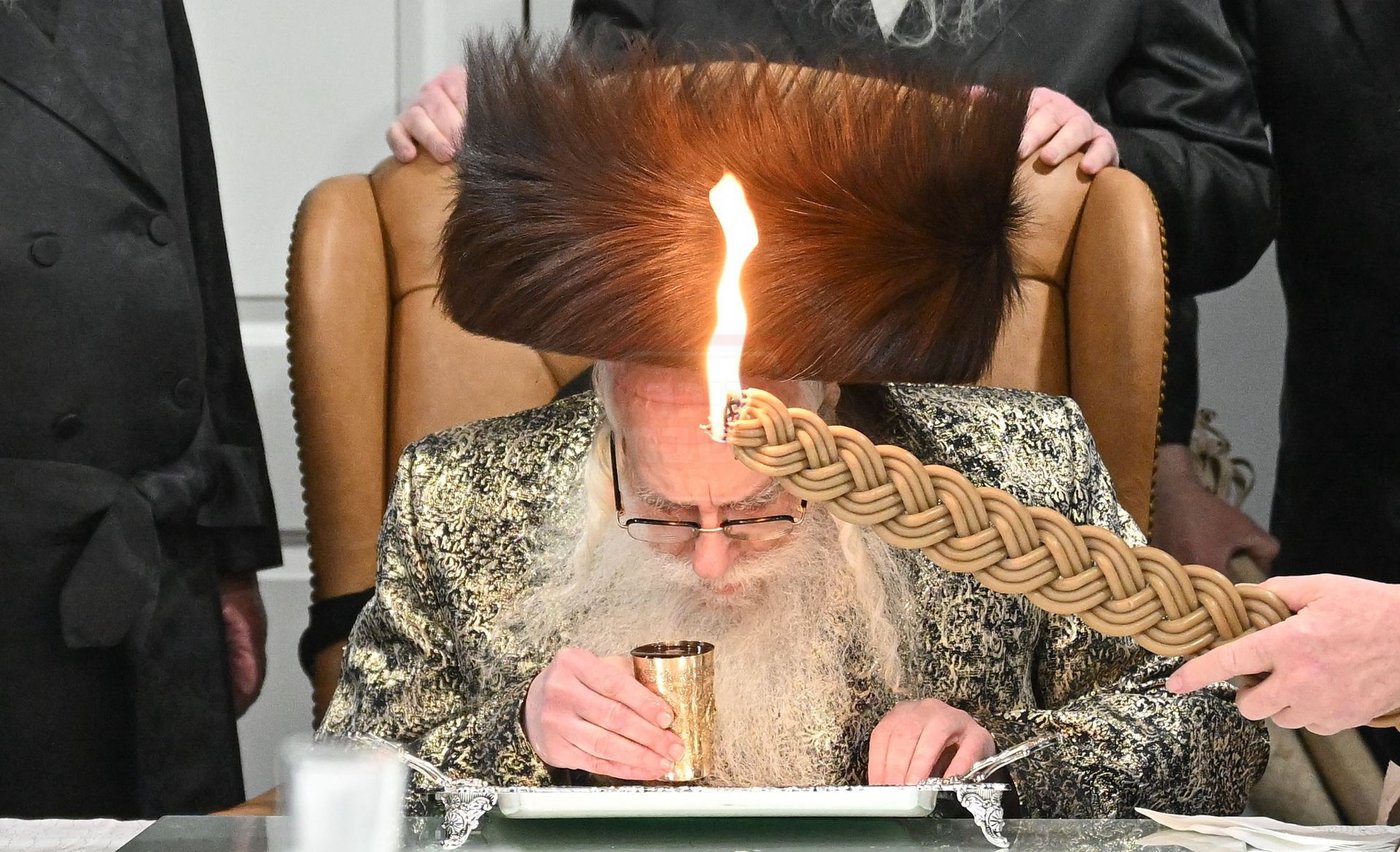 האדמו"ר מצאנז שבת במונסי