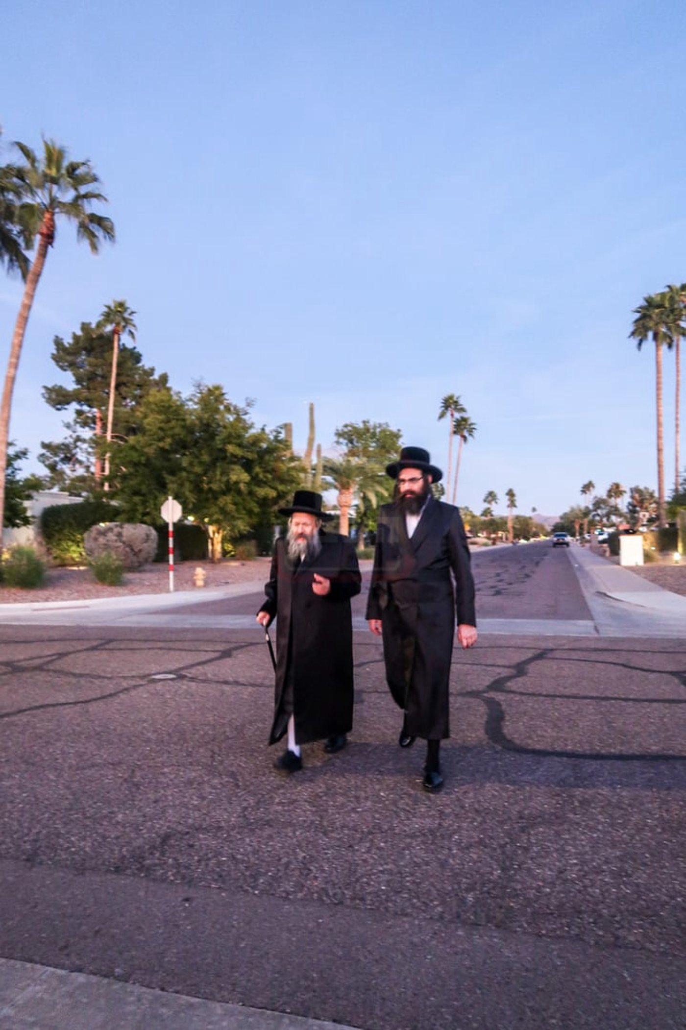 האדמו"ר מבאבוב 45 במנוחה בעיר סקוטסדייל שבאריזונה 