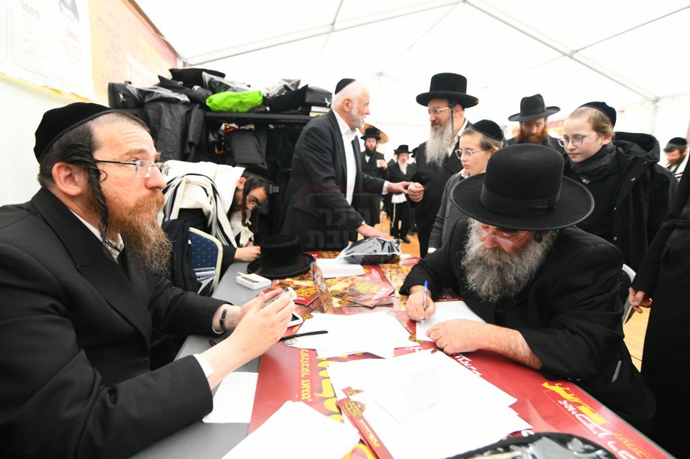 הילולא קדישא בלעלוב