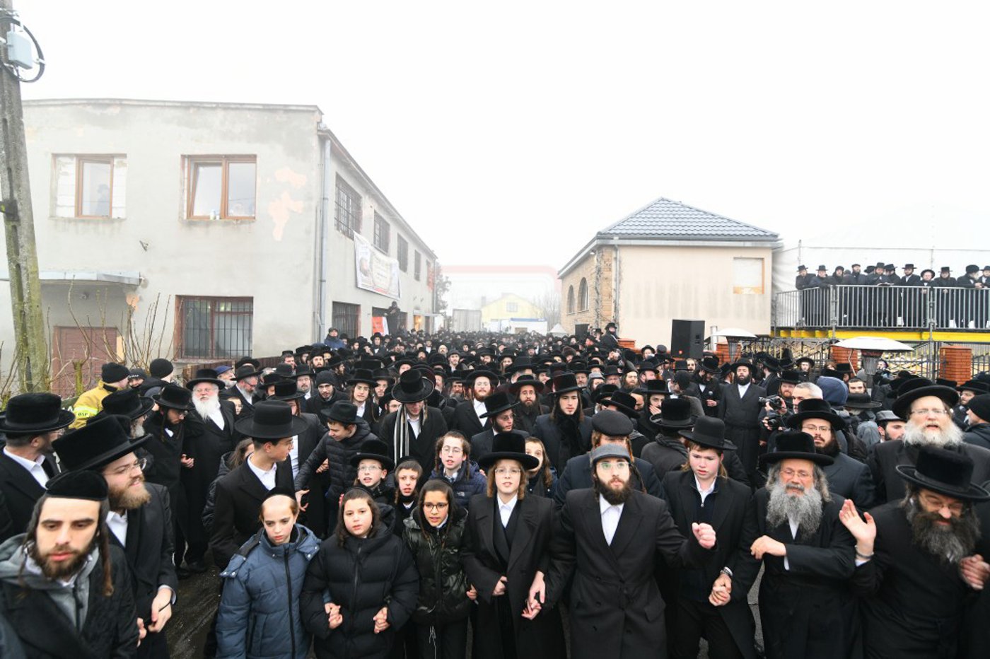 הילולא קדישא בלעלוב