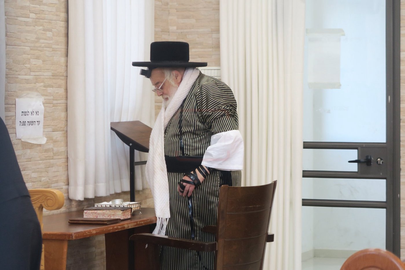 האדמו"ר מתולדות אהרן בטבריה