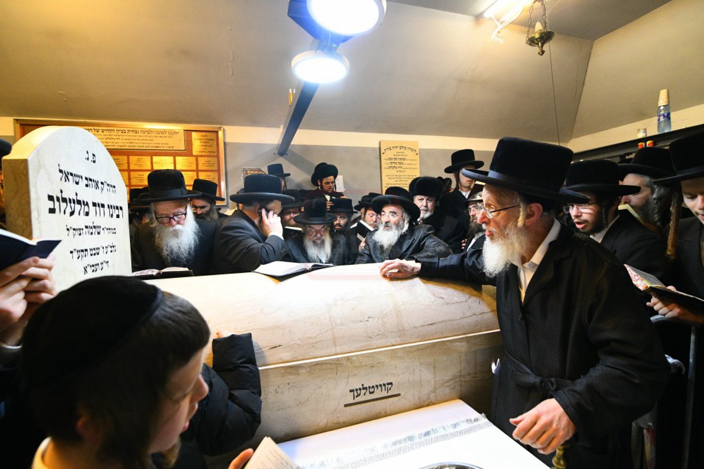 הילולא קדישא בלעלוב