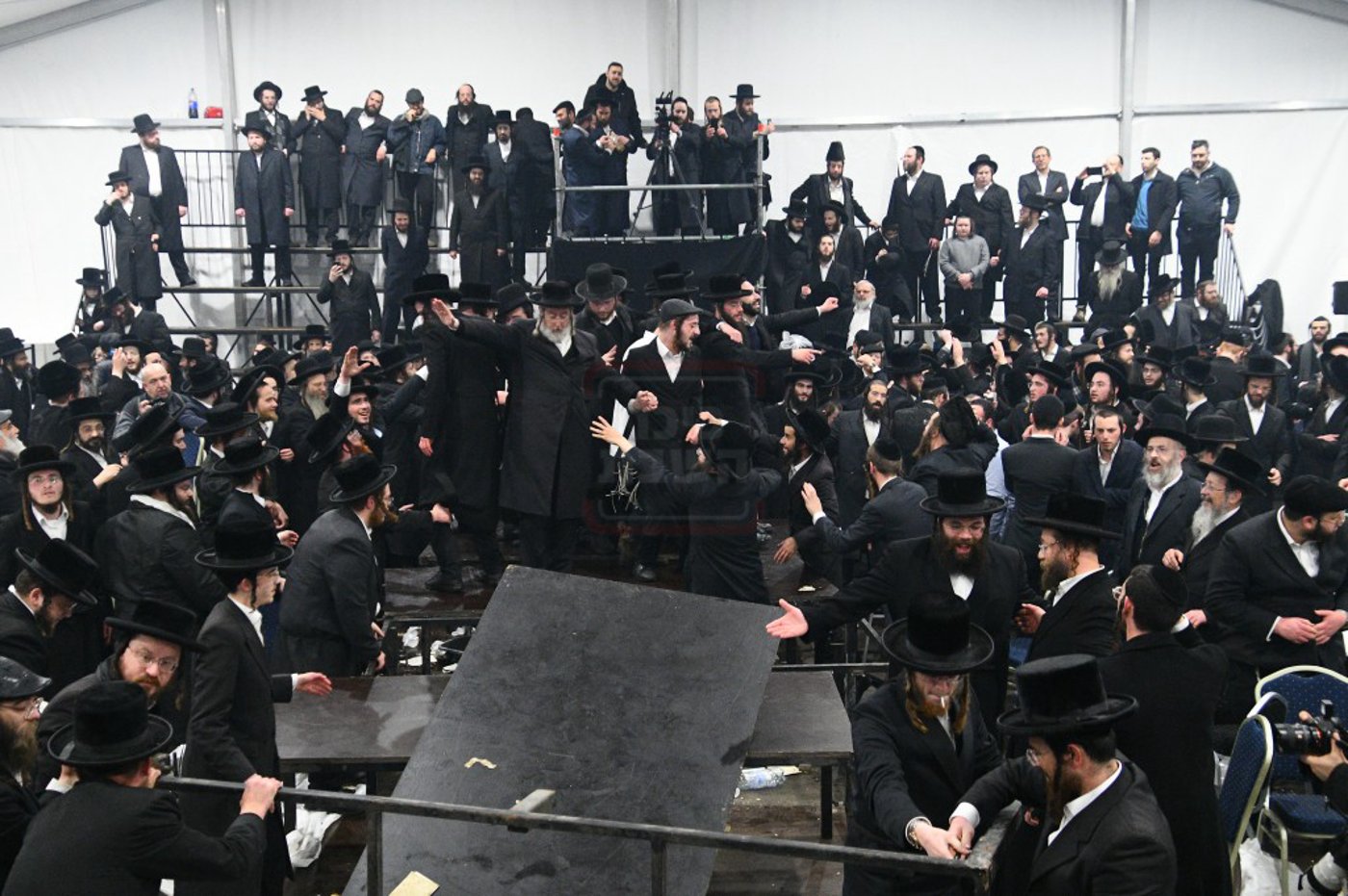 הילולא קדישא בלעלוב