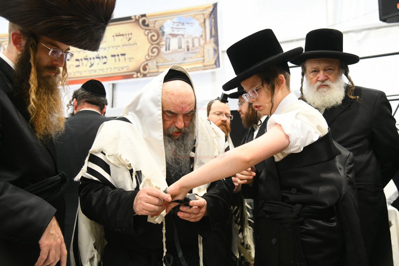 הילולא קדישא בלעלוב