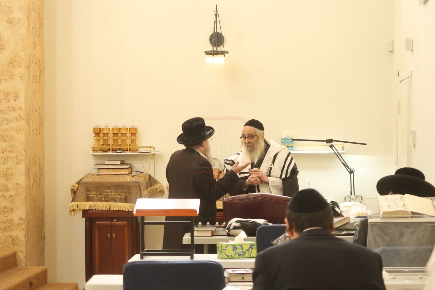 האדמו"ר מסאטמר במנוחה בפאלם ספרינגס