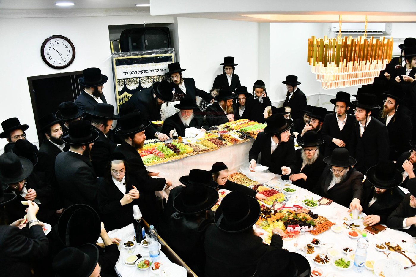 האדמו"ר מסאסוב בטיש ט"ו בשבט