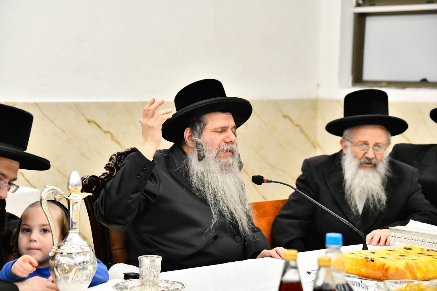 האדמו"ר מקודינוב בטיש ט"ו בשבט