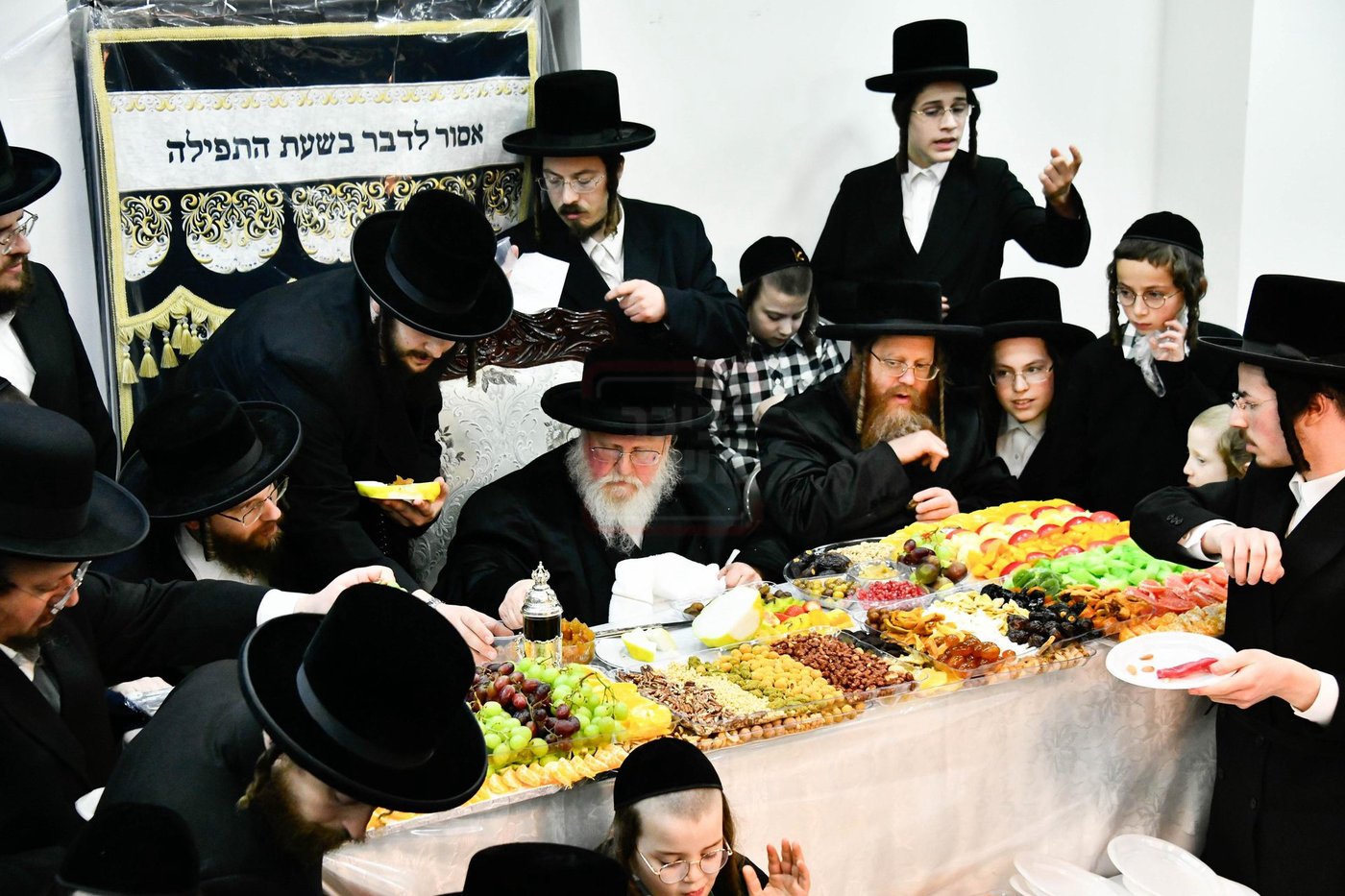 האדמו"ר מסאסוב בטיש ט"ו בשבט