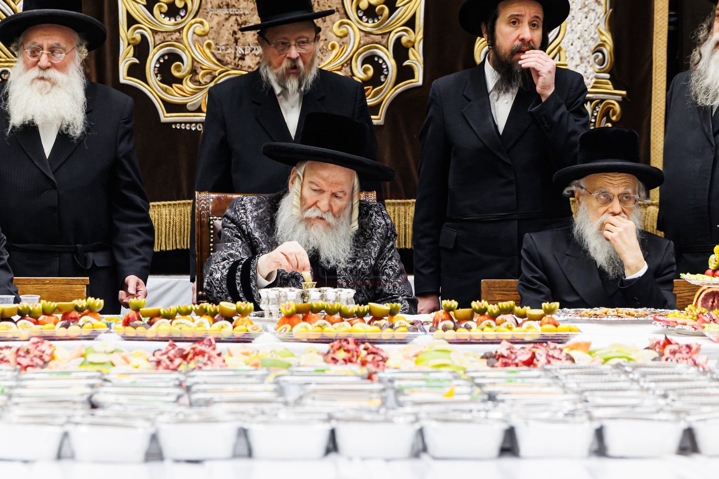 האדמו"ר מבאבוב בטיש ט"ו בשבט