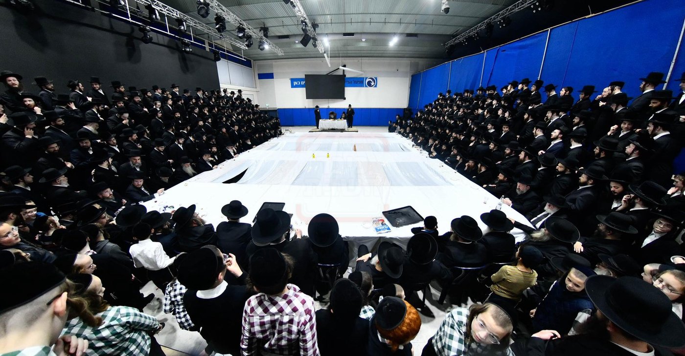 האדמו"ר מאלכסנדר בטיש ט"ו בשבט