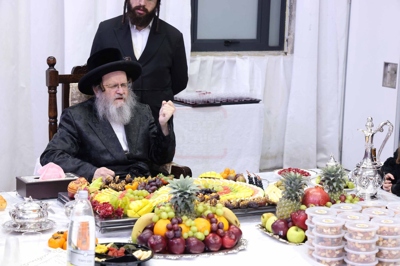 האדמו"ר מדינוב בטיש ט"ו בשבט