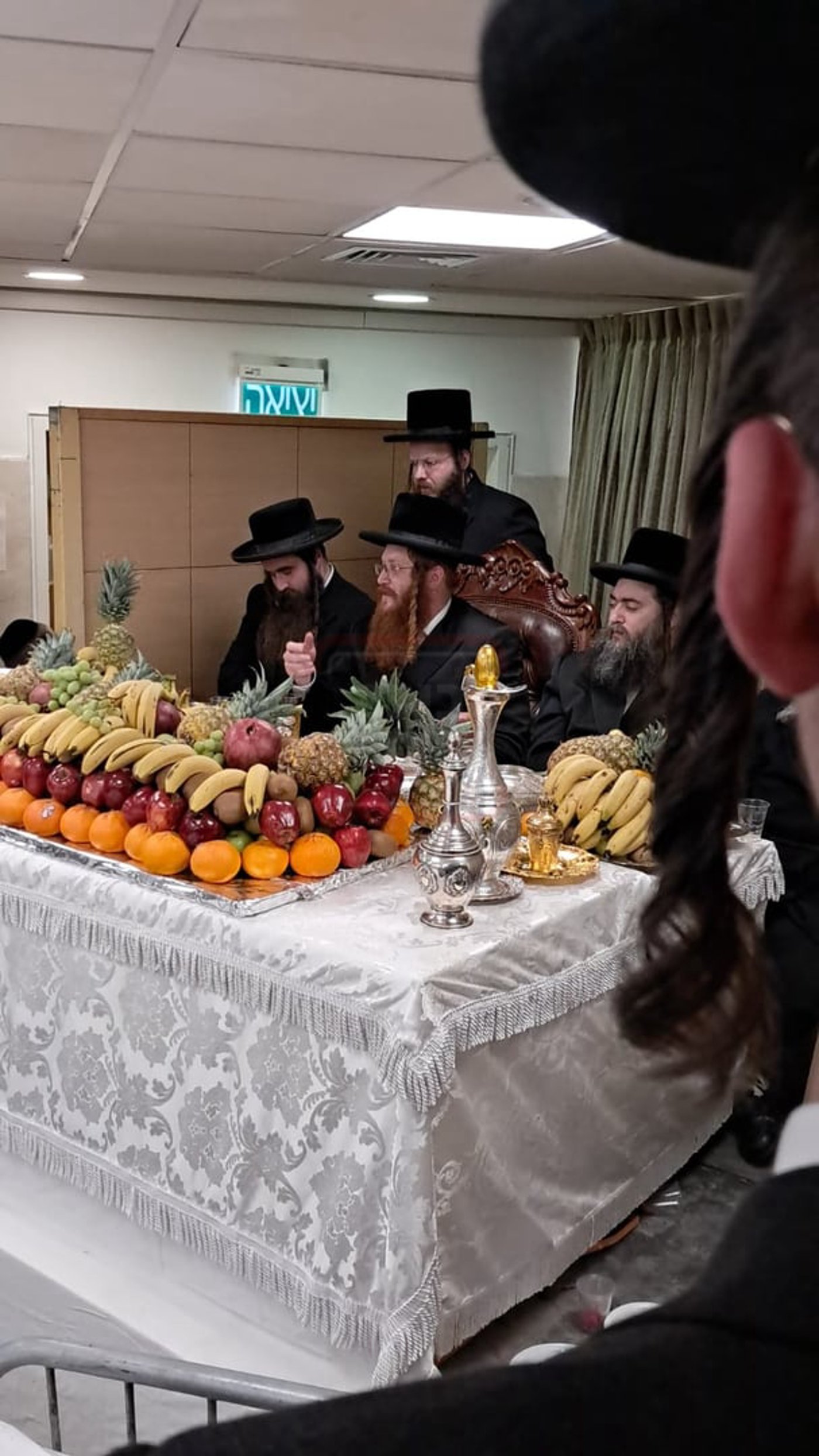 האדמו"ר מקאליב בטיש ט"ו בשבט 