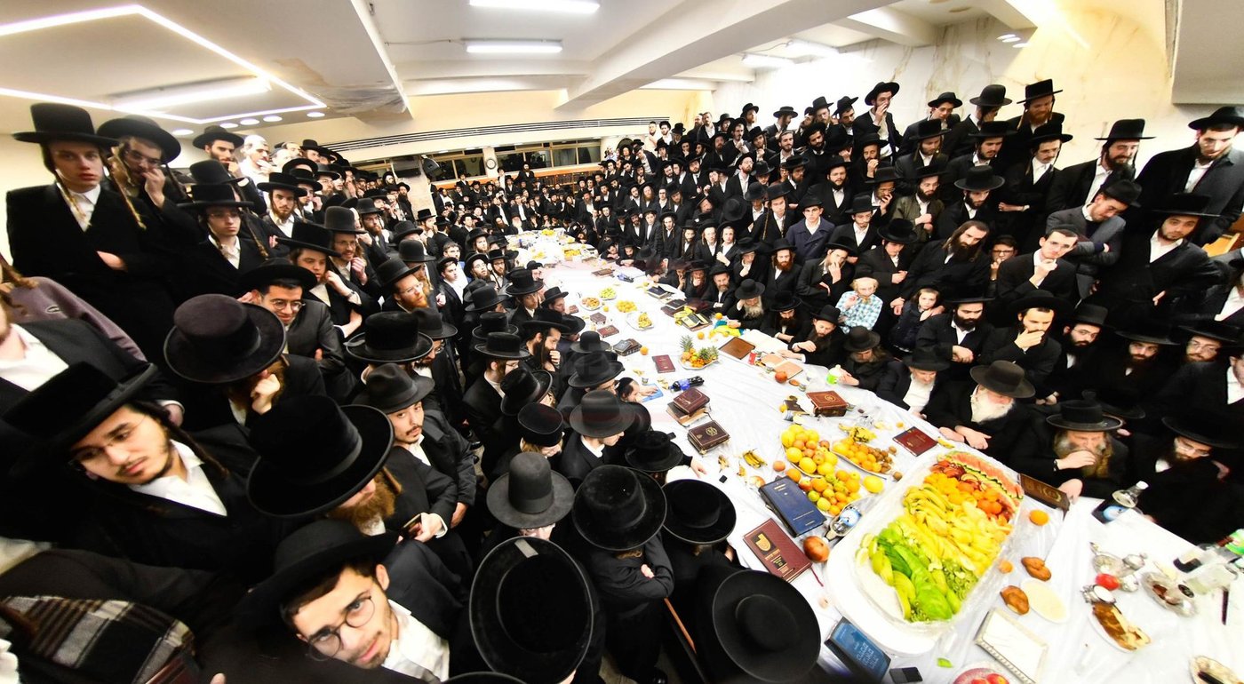 האדמו"ר מתורת חכם בטיש ט"ו בשבט