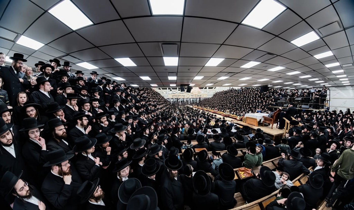 האדמו"ר מסאטמר בטיש ט"ו בשבט