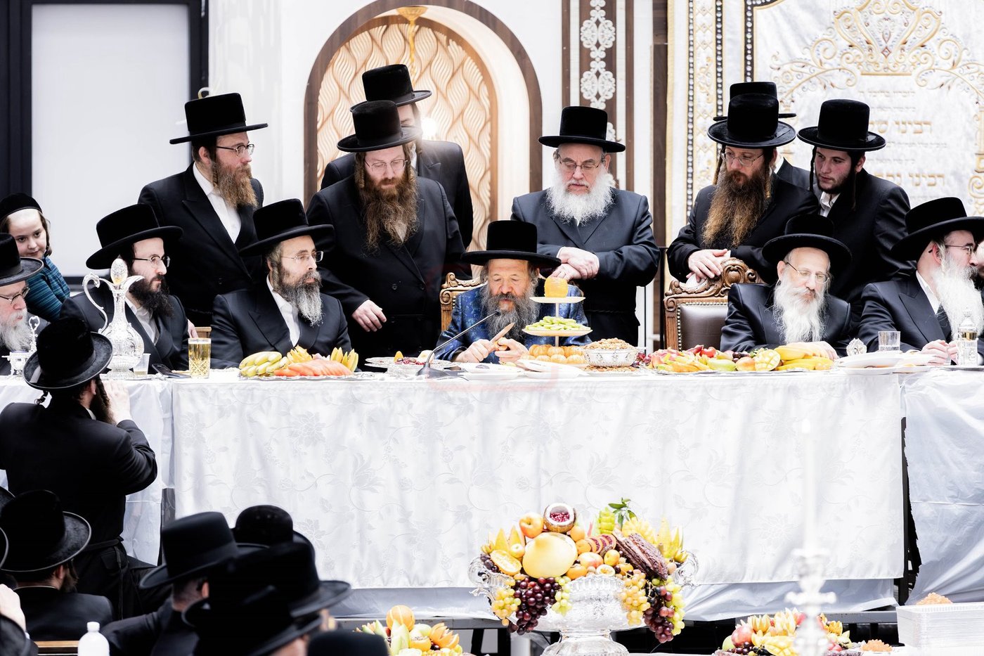 האדמו"ר מבאבוב 45 בטיש ט"ו בשבט