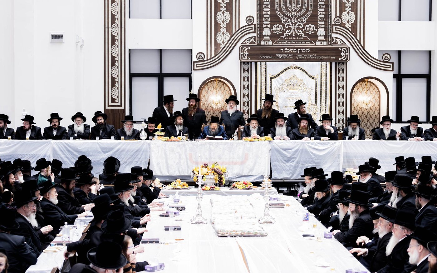 האדמו"ר מבאבוב 45 בטיש ט"ו בשבט