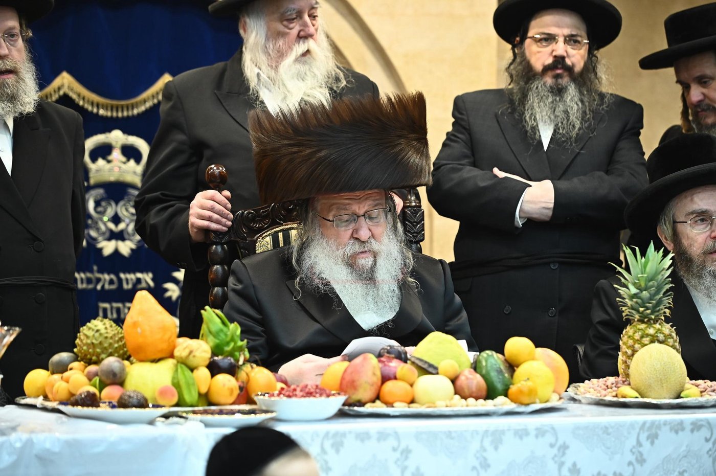 ט"ו בשבט בחצה"ק נדבורנה