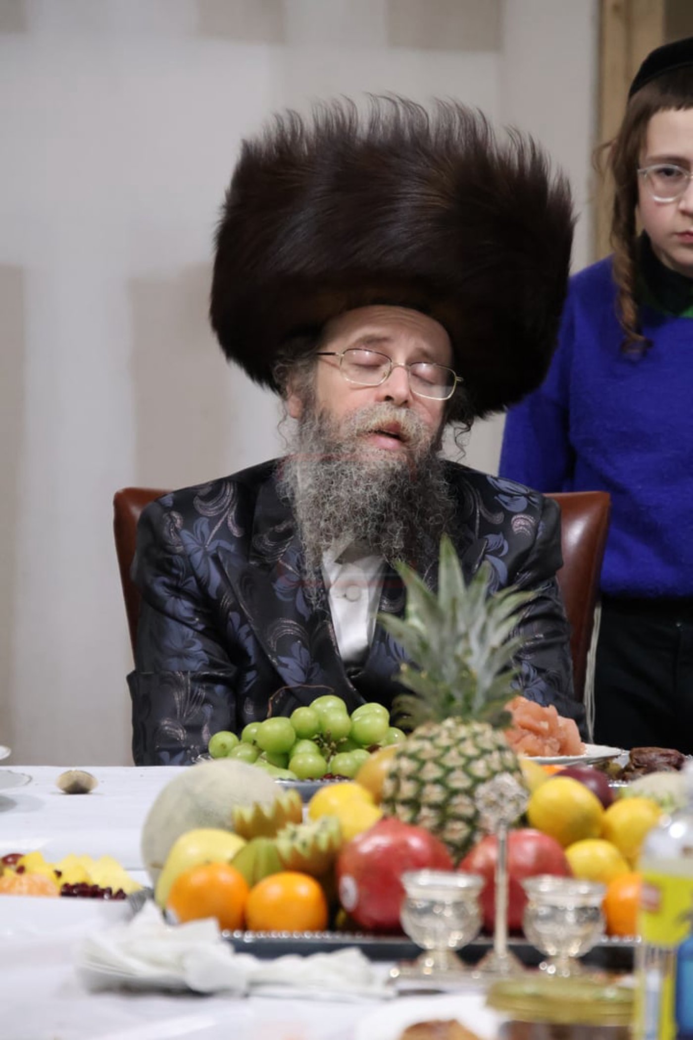 טיש ט"ו בשבט אצל האדמו"ר מקרעטשניף סיגעט וויליאמסבורג