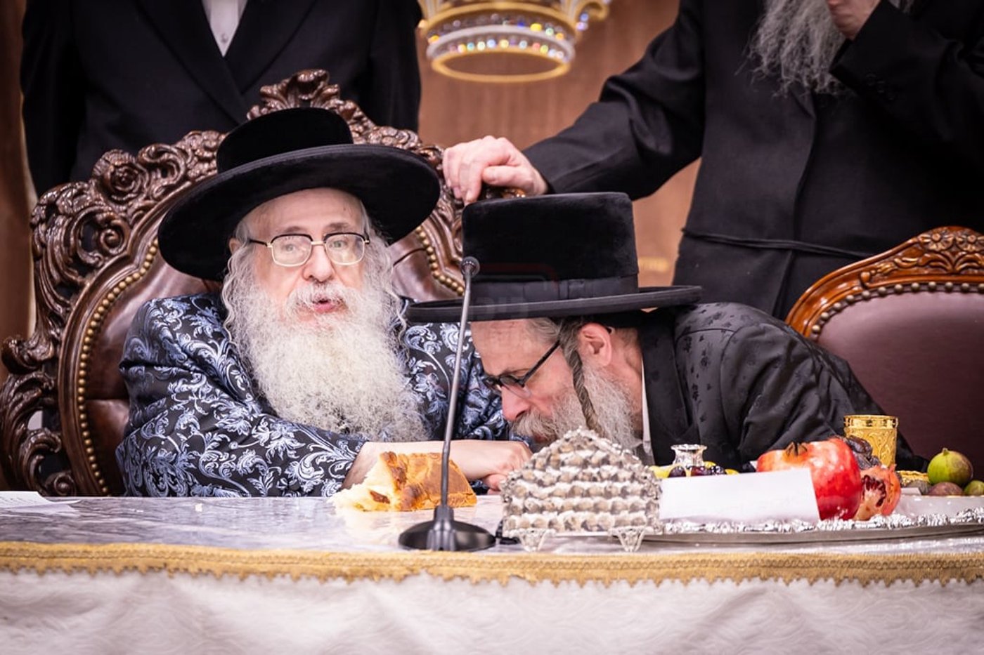 חמשה עשר בשבט בחצר הקודש צאנז קלויזענבורג