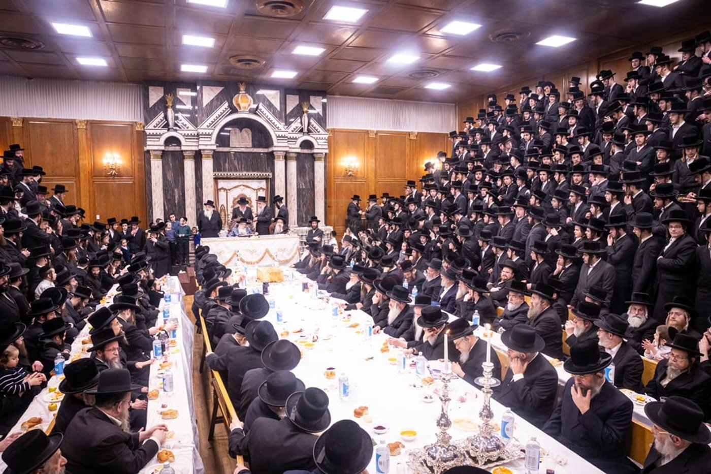 חמשה עשר בשבט בחצר הקודש צאנז קלויזענבורג