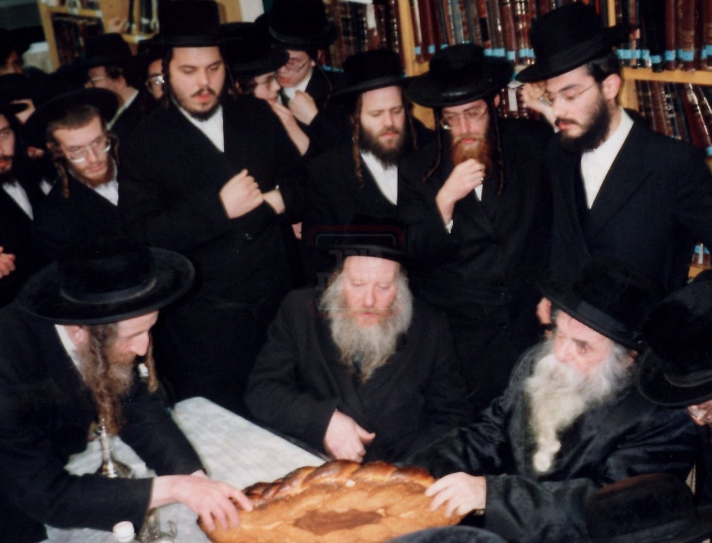 מראות חיי האדמו"ר המהרי"ד מלעלוב זי"ע