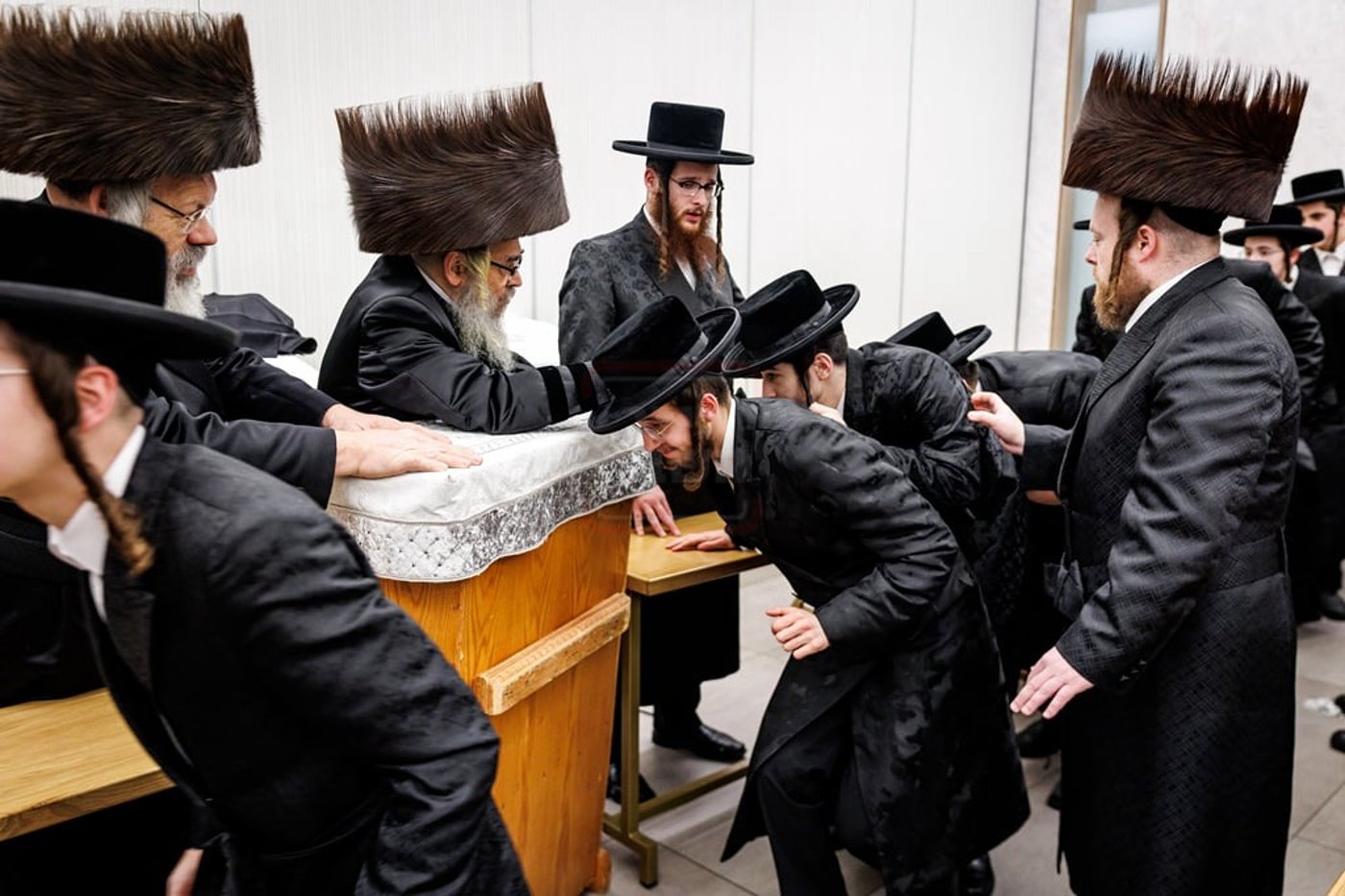 האדמו"ר מסאטמר בברכת הבנים