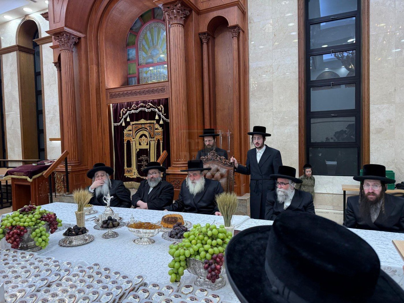 ט"ו בשבט בחצה"ק קראלי