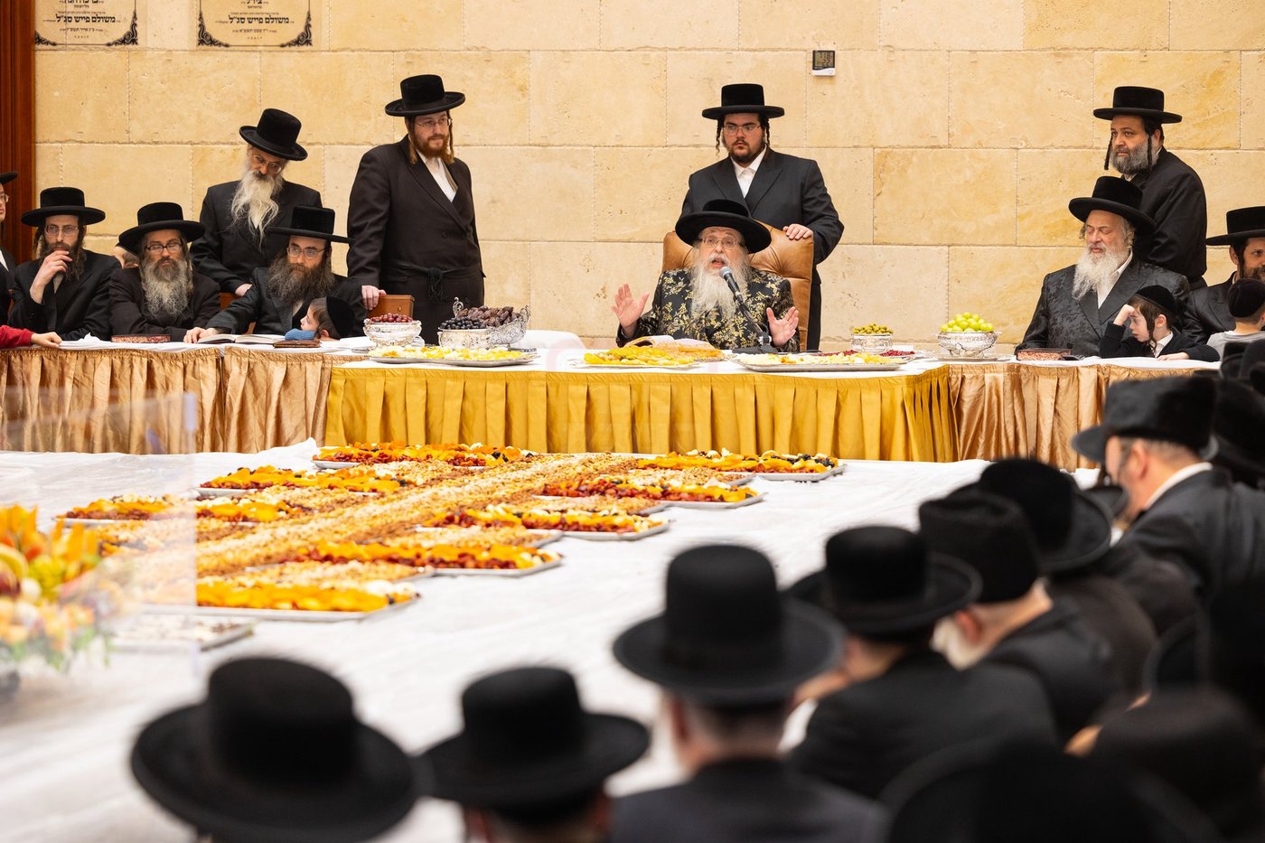 האדמו"ר מטאהש בטיש ט"ו בשבט