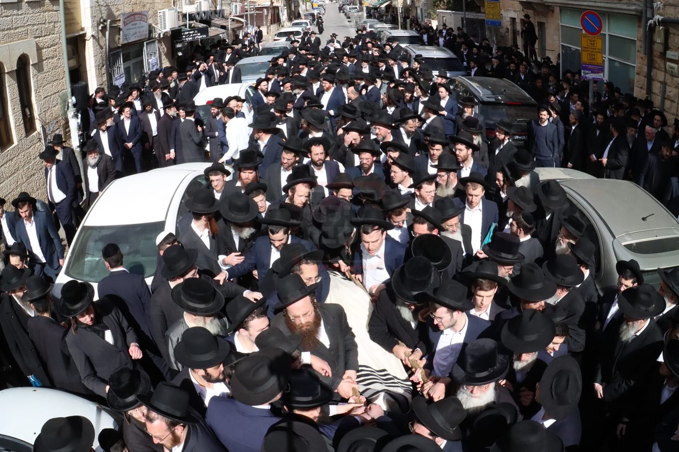 מסע הלוויית הגר"א שפירא זצ"ל - בירושלים