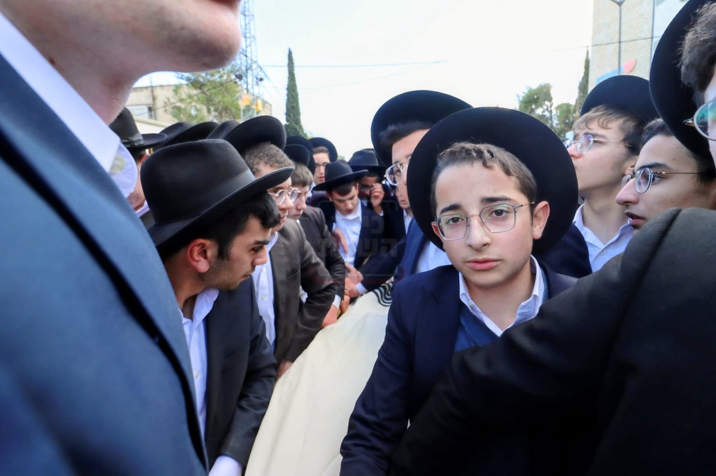 מסע הלוויית הגר"א שפירא זצ"ל - בירושלים